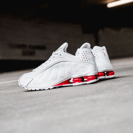 Platinum Tint, Shox R4